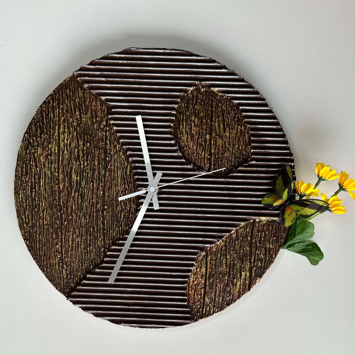 Hand Crafted Wall Clock Tokreen